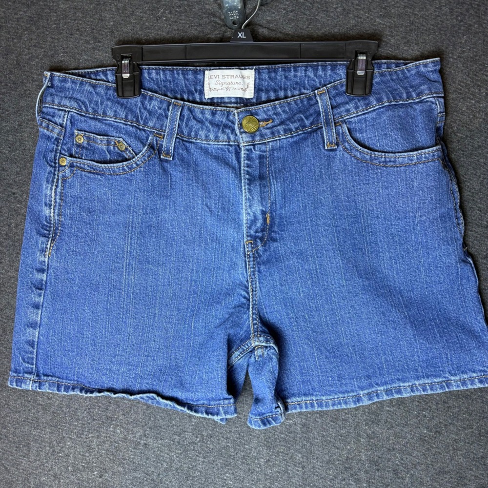 Levi Strauss Womens 16 Denim Shorts Medium Wash Stretch Blue‎ y2k western retro